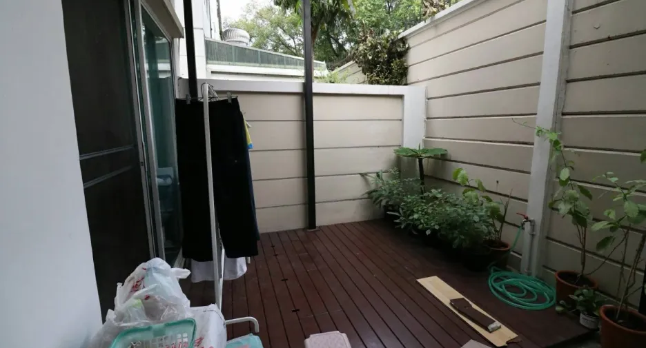 For sale 3 bedrooms townhouse in Phra Khanong, Bangkok