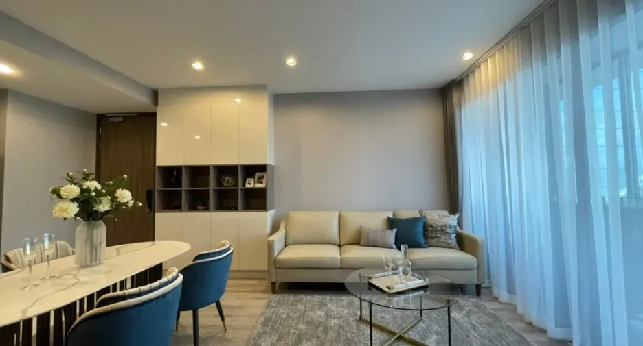 À louer 2 chambres condo à Bang Na, Bangkok