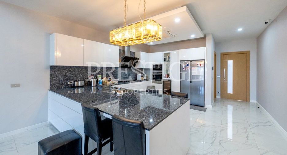 Haus zum Kauf mit 4 Zimmer in Bang Lamung, Chonburi