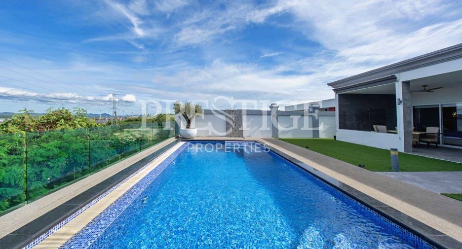 Haus zum Kauf mit 4 Zimmer in Bang Lamung, Chonburi