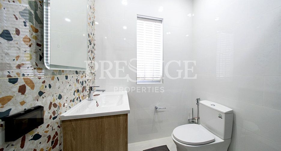 Haus zum Kauf mit 4 Zimmer in Bang Lamung, Chonburi