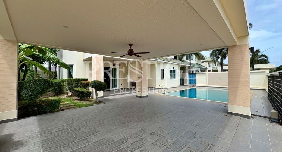 For rent 4 bedrooms house in Bang Lamung, Chonburi