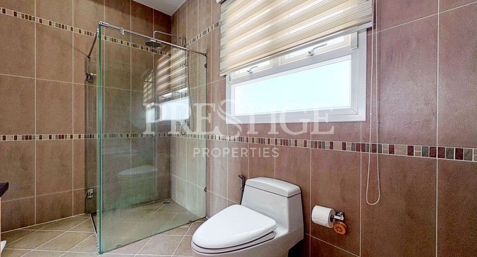 For rent 4 bedrooms house in Bang Lamung, Chonburi