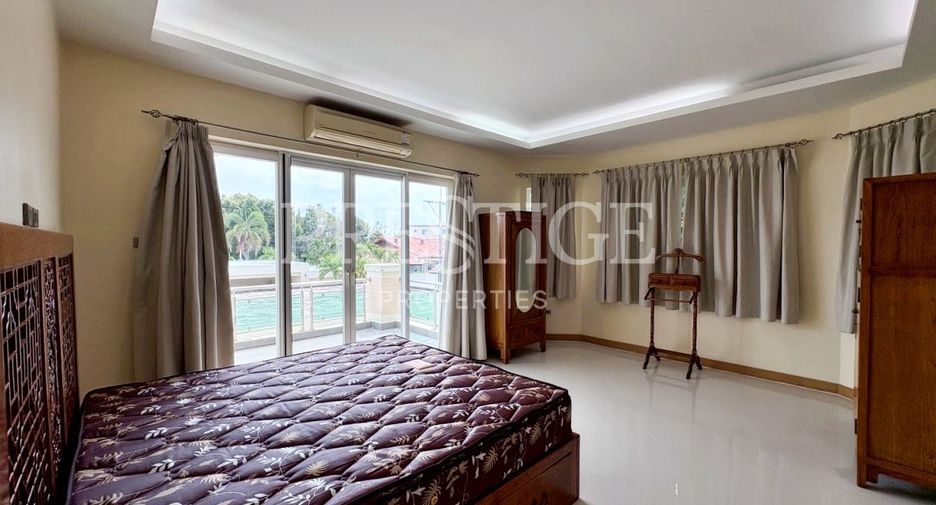 For rent 4 bedrooms house in Bang Lamung, Chonburi