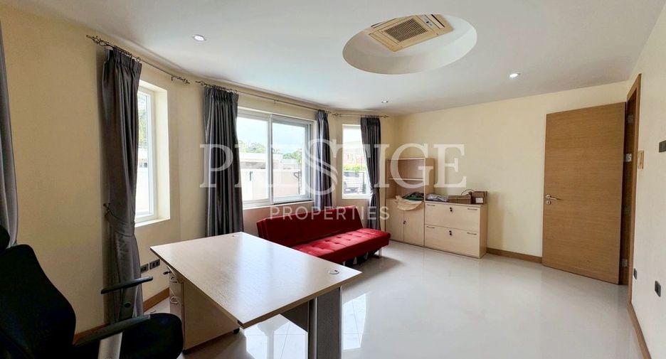 For rent 4 bedrooms house in Bang Lamung, Chonburi