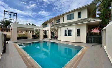 For rent 4 bedrooms house in Bang Lamung, Chonburi