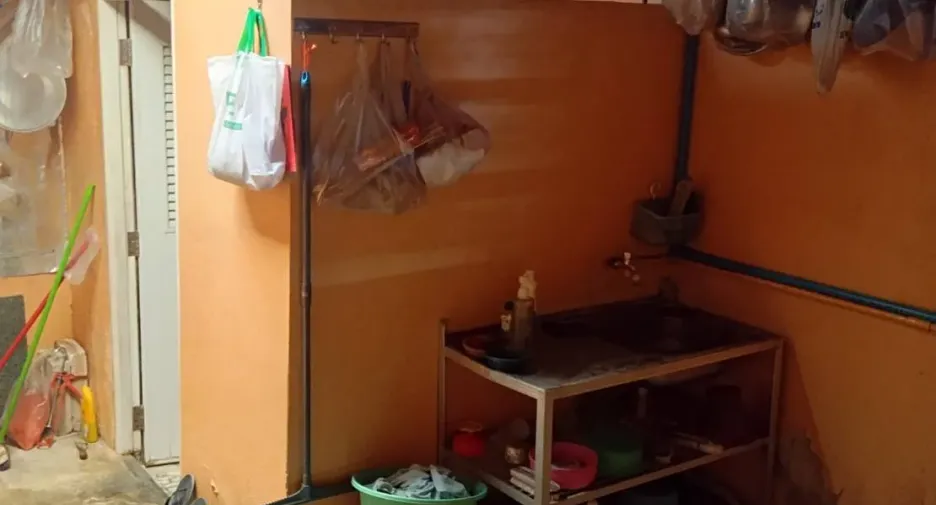 For rent 2 bedrooms townhouse in Bang Kho Laem, Bangkok