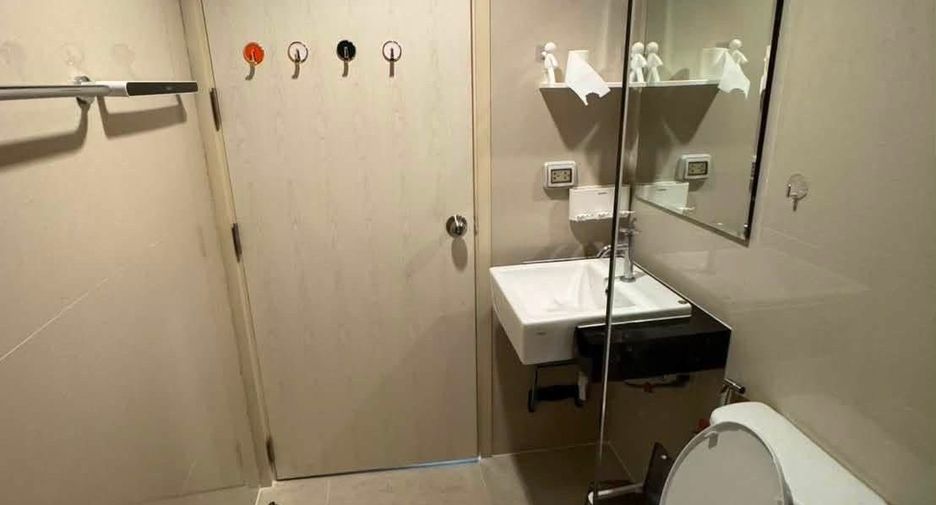 For rent 2 bedrooms condo in Bang Lamung, Chonburi