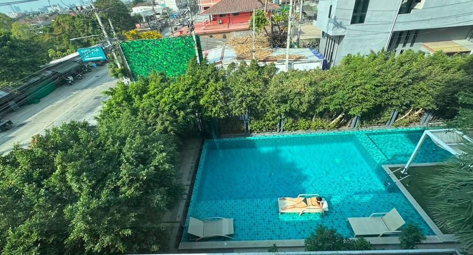 For rent 2 bedrooms condo in Bang Lamung, Chonburi