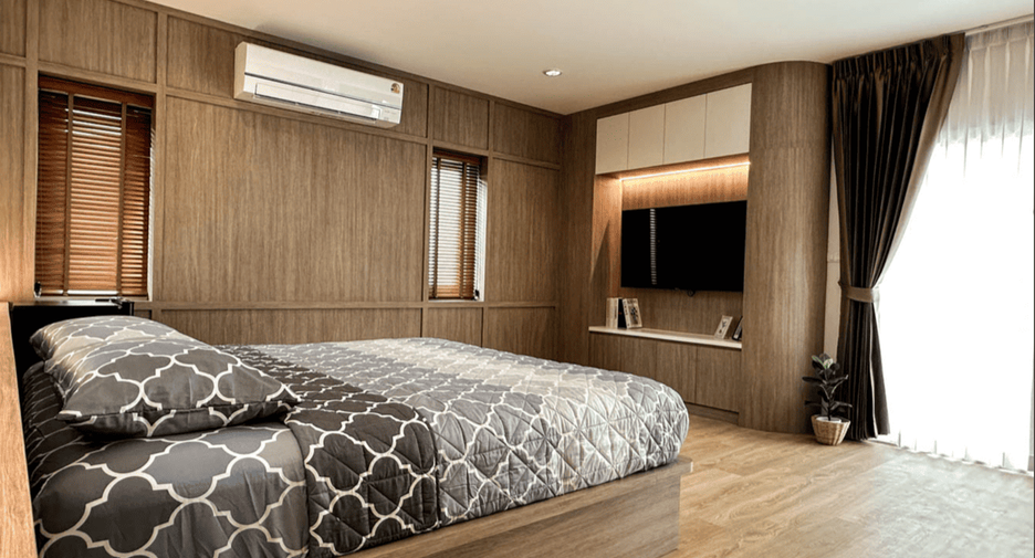 Casa en alquiler de 4 habitaciones en Mueang Chiang Mai, Chiang Mai