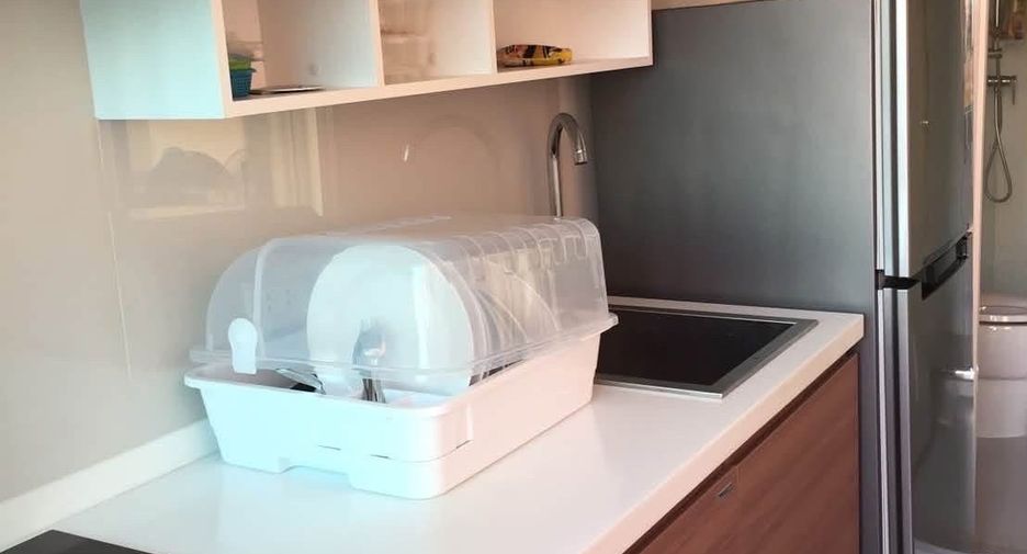 For sale 1 bed condo in Yan Nawa, Bangkok
