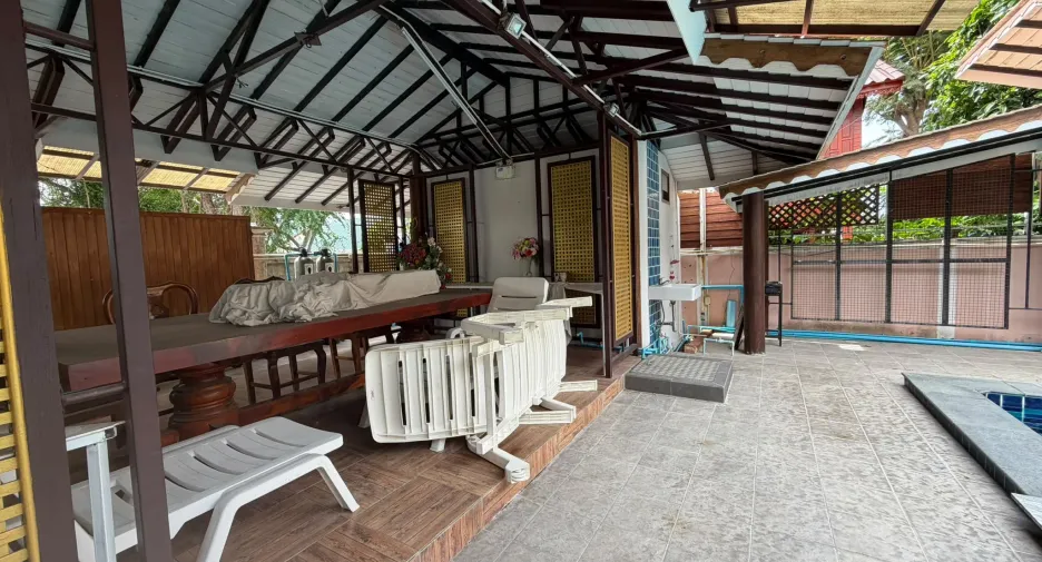 For sale そして for rent 13 ベッドルーム villa in Hua Hin, Prachuap Khiri Khan