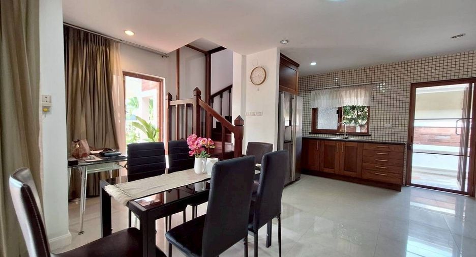 À louer 3 chambres villa à Cha Am, Phetchaburi