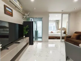 For rent 1 bed condo in Phra Khanong, Bangkok