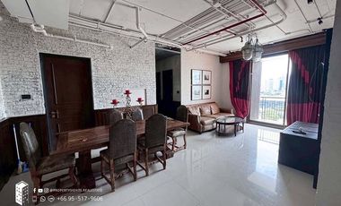 For rent 3 bedrooms condo in Khlong Toei, Bangkok