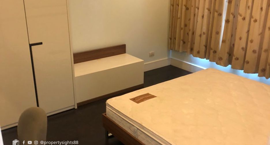 Wohnung zur Miete mit 3 Zimmer in Khlong Toei, Bangkok