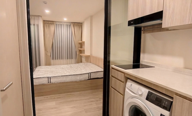 À louer studio condo à Bang Na, Bangkok