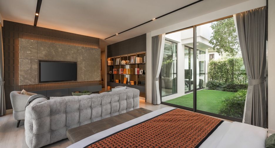 For sale 4 bedrooms house in Prawet, Bangkok