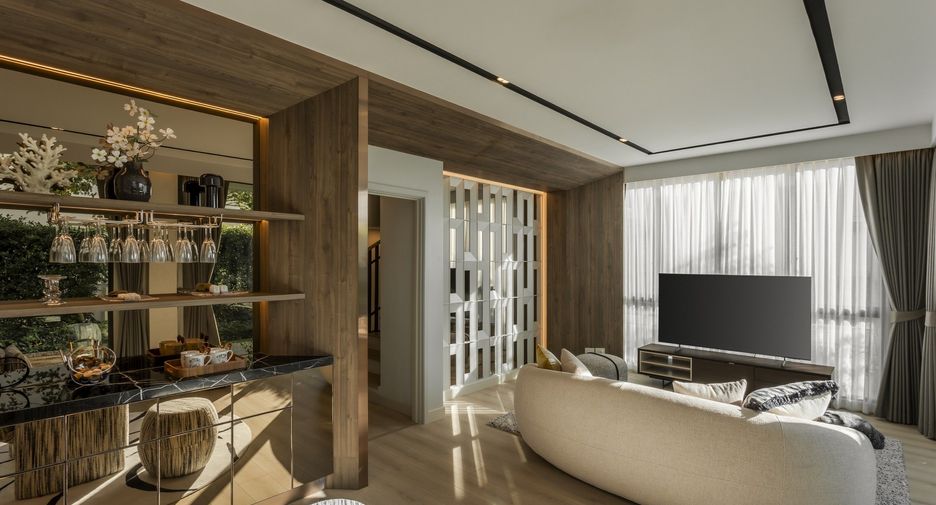 For sale 4 bedrooms house in Prawet, Bangkok