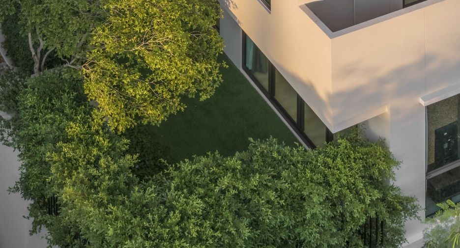 For sale 4 bedrooms house in Prawet, Bangkok