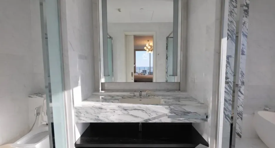 For rent 3 bedrooms condo in Bang Kho Laem, Bangkok