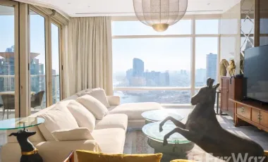For rent 3 bedrooms condo in Bang Kho Laem, Bangkok
