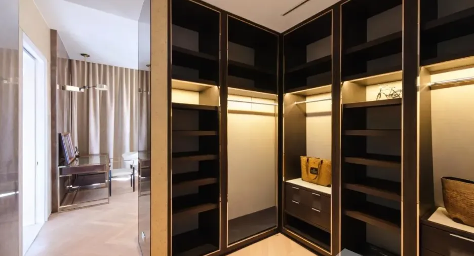 For rent 3 bedrooms condo in Bang Kho Laem, Bangkok
