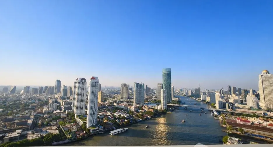 For rent 3 bedrooms condo in Bang Kho Laem, Bangkok