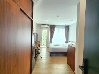 For rent studio condo in Huai Khwang, Bangkok