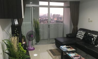 For sale 3 ベッドルーム condo in Khlong Toei, Bangkok