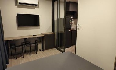 Condo en alquiler de estudio en Huai Khwang, Bangkok