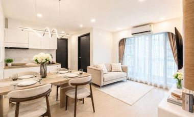 À vendre 2 chambres condo à Huai Khwang, Bangkok