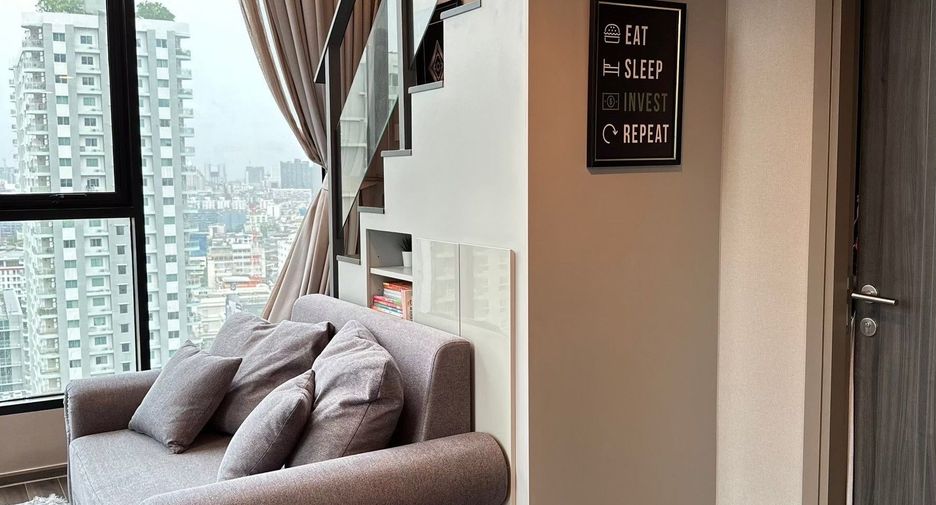 For rent 2 bedrooms condo in Ratchathewi, Bangkok