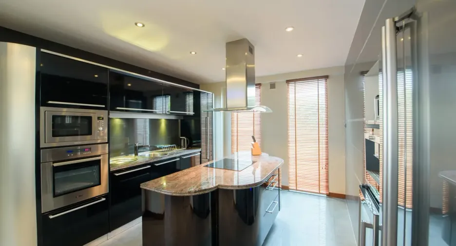 Casa en alquiler de 4 habitaciones en Bang Lamung, Chonburi