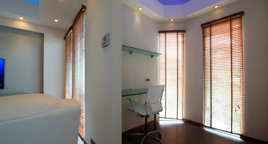 Casa en alquiler de 4 habitaciones en Bang Lamung, Chonburi
