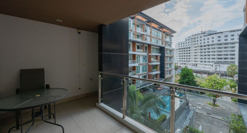 For rent 3 bedrooms condo in Bang Lamung, Chonburi