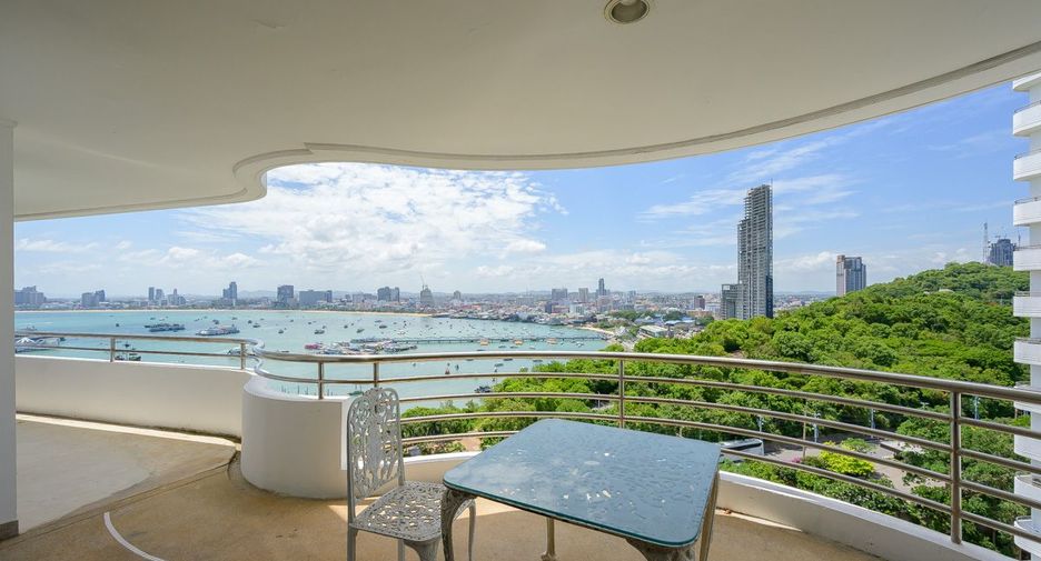 For rent 4 ベッドルーム condo in Bang Lamung, Chonburi