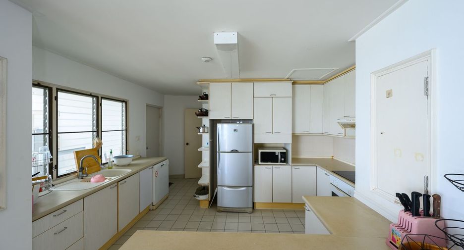 For rent 4 ベッドルーム condo in Bang Lamung, Chonburi