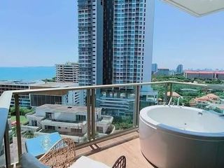 À louer et à vendre 1 chambre condo à Bang Lamung, Chonburi