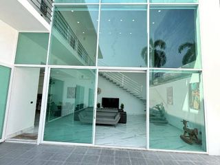 Villa zur Miete und zum Kauf mit 6 Zimmer in Bang Lamung, Chonburi