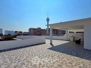 Villa zur Miete und zum Kauf mit 6 Zimmer in Bang Lamung, Chonburi