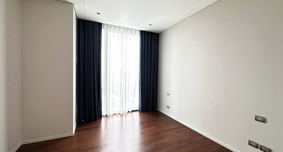 For sale 2 ベッドルーム condo in Pathum Wan, Bangkok