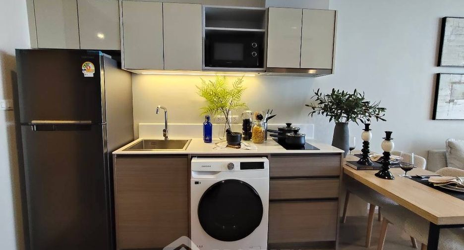 For sale 1 bed condo in Sathon, Bangkok