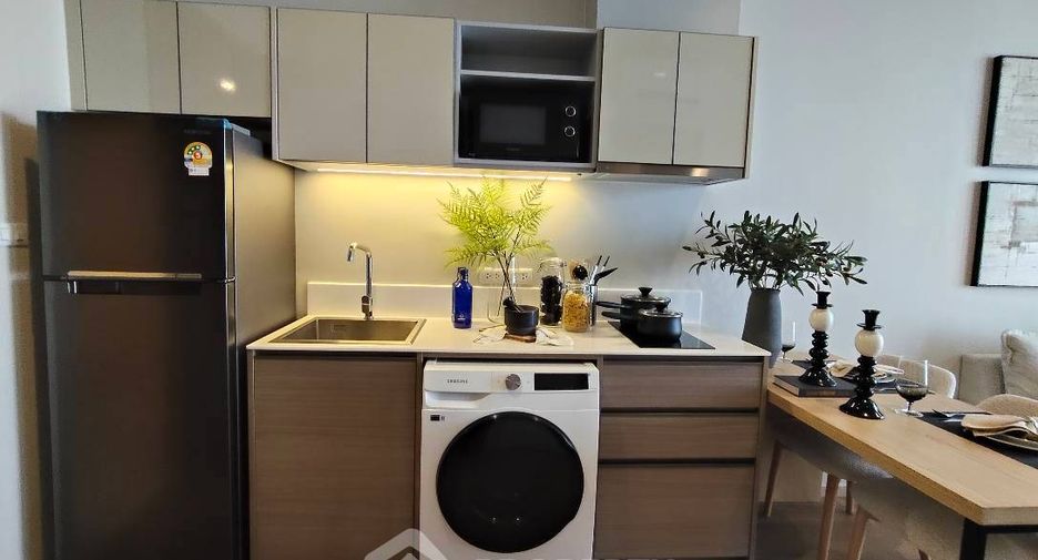For sale 1 bed condo in Sathon, Bangkok