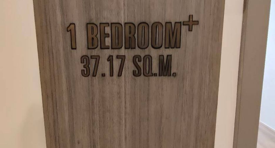 For sale 1 bed condo in Sathon, Bangkok