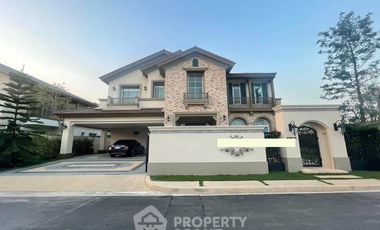 For rent 4 bedrooms house in Bang Khen, Bangkok
