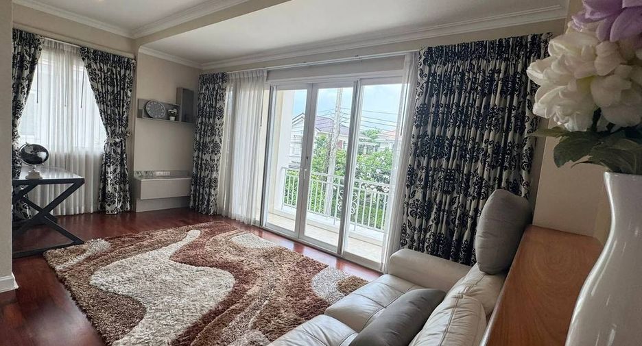 For rent 3 bedrooms townhouse in Prawet, Bangkok