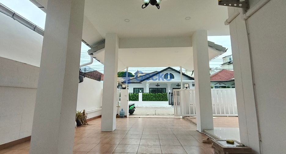 For rent 3 bedrooms house in Bang Lamung, Chonburi