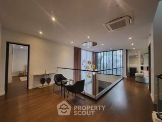 For rent 4 ベッドルーム house in Bang Kapi, Bangkok