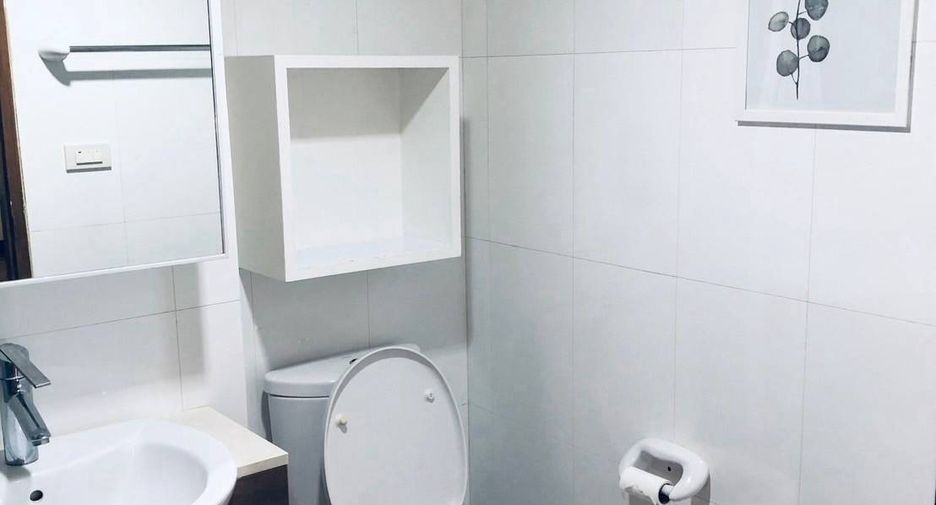 For rent 1 bed condo in Watthana, Bangkok